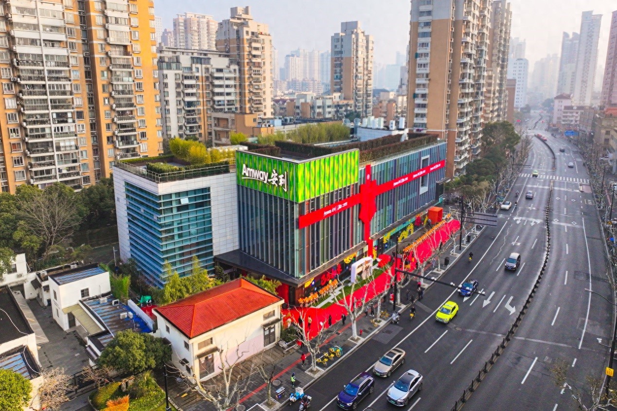 中国大型农场机械视频_中国最大有机农场_中国农场机械化